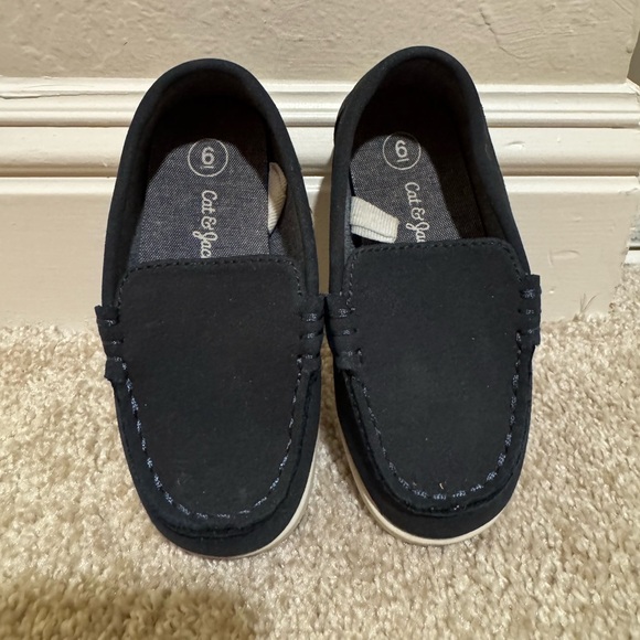 Cat & Jack Kids' navy Loafers size 6 - Picture 3 of 6